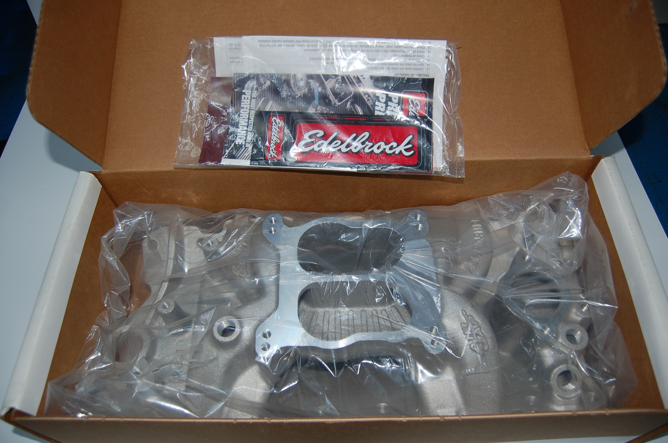 プライムワークス SALE PARTS～EDELBROCK インテーク
